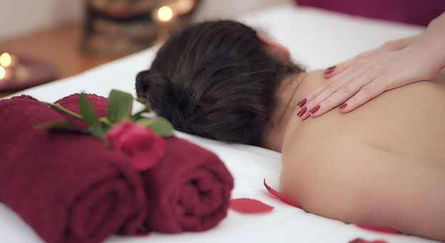 The art of conscious touch in Tantra and Tantric Massage